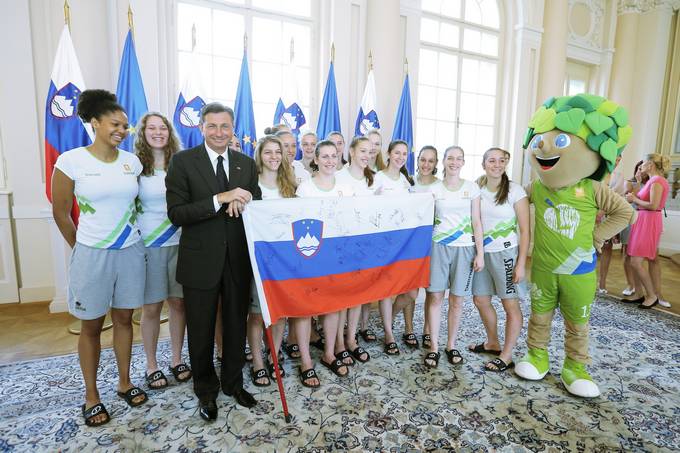 Predsednik Republike Slovenije Borut Pahor je danes sprejel slovensko koarkarsko reprezentanco